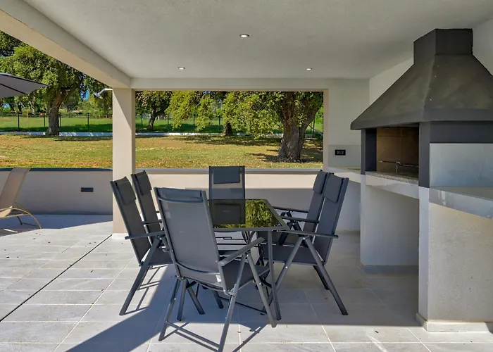 Montevernal By Interhome Villa