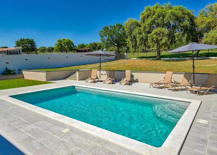 Montevernal By Interhome * Pula
