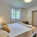 Montevernal By Interhome *