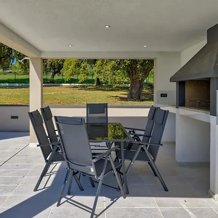 Montevernal By Interhome Villa